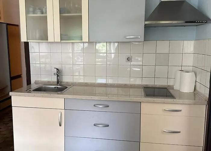 Apartma Marjeta בובק